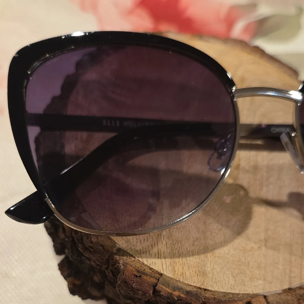 ELLE Sunglasses | HANA model #wel01sg18 - Picture 4 of 9